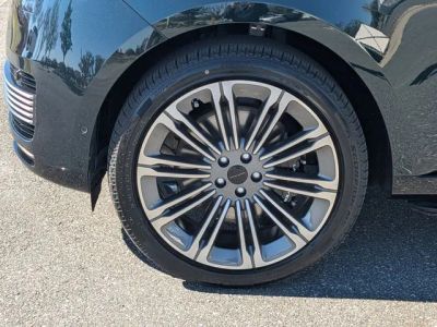 2026 Land Rover Range Rover — photo 10 view