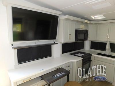 2026 Brinkley Model Z — photo 13 view