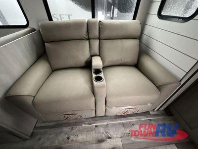 2025 CrossRoads RV Sunset Trail - Photo 27