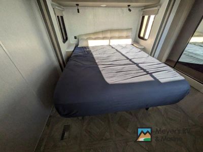 2023 Forest River RV Salem Villa Series - Photo 38