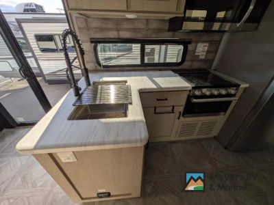 2023 Forest River RV Salem Villa Series - Photo 10