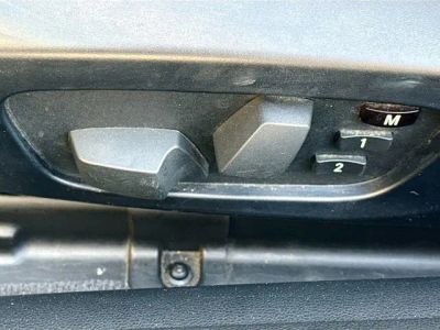 2011 BMW 3 Series — photo 24 view