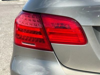 2011 BMW 3 Series — photo 10 view