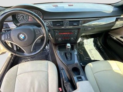 2011 BMW 3 Series — photo 15 view