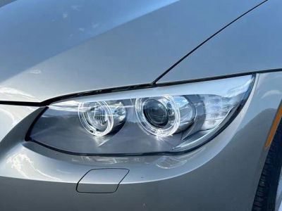 2011 BMW 3 Series — photo 9 view