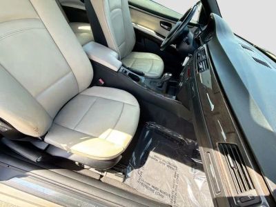 2011 BMW 3 Series — photo 14 view