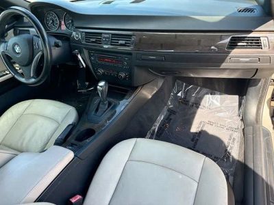 2011 BMW 3 Series — photo 13 view
