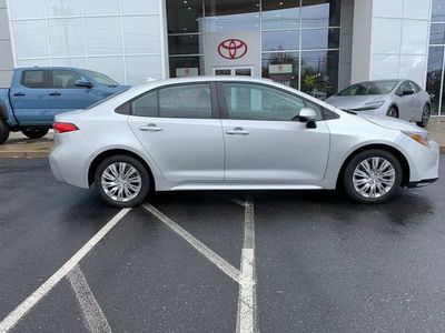 2022 Toyota Corolla LE - Photo 3