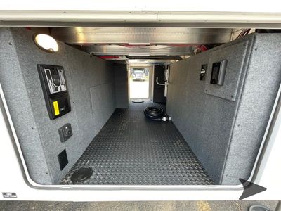 2025 Jayco North Point - Photo 12