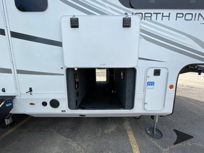 2025 Jayco North Point - Photo 11