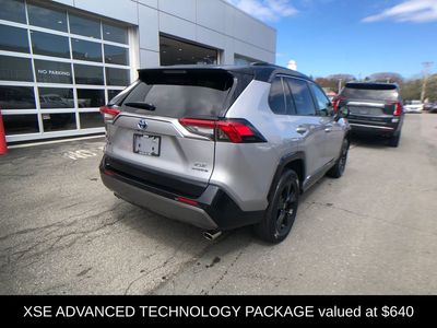 2020 Toyota RAV4 Hybrid XSE - Photo 4
