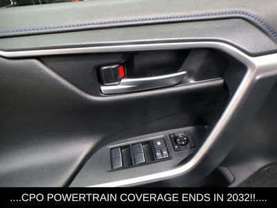 2020 Toyota RAV4 Hybrid XSE - Photo 19