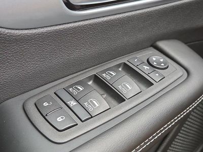 2026 Chrysler Pacifica — photo 27 view