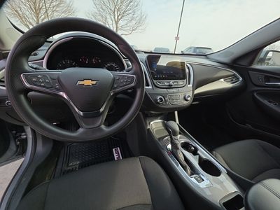 2024 Chevrolet Malibu - Photo 12