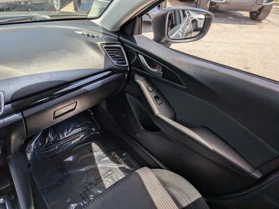 2015 Mazda Mazda3 — photo 16 view
