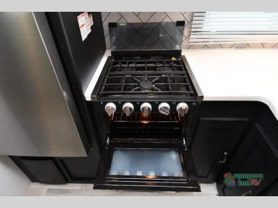 2022 Coachmen RV Freedom Express Liberty Edition — photo 29 view