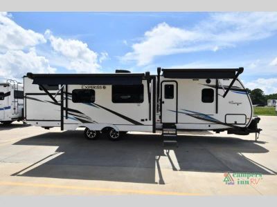 2022 Coachmen RV Freedom Express Liberty Edition — photo 8 view