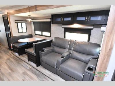 2022 Coachmen RV Freedom Express Liberty Edition — photo 33 view