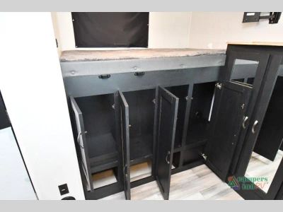 2022 Coachmen RV Freedom Express Liberty Edition — photo 41 view