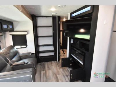 2022 Coachmen RV Freedom Express Liberty Edition — photo 32 view