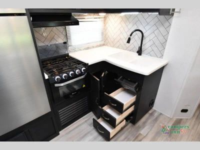 2022 Coachmen RV Freedom Express Liberty Edition — photo 26 view