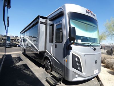 2025 Thor Motor Coach Riviera - Photo 1