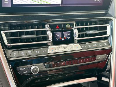 2026 BMW 8 Series — photo 13 view