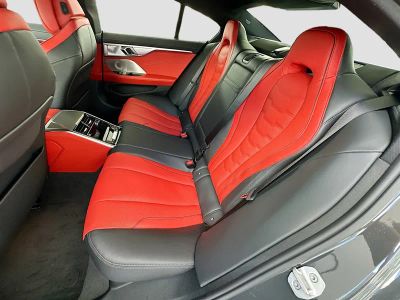 2026 BMW 8 Series — photo 20 view