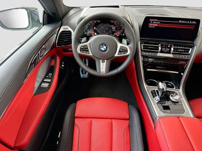 2026 BMW 8 Series — photo 17 view