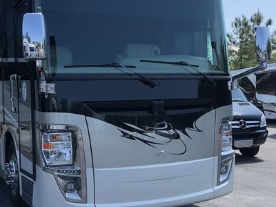 2013 Tiffin Motorhomes Zephyr - Photo 7