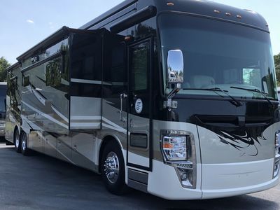 2013 Tiffin Motorhomes Zephyr - Photo 10