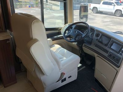 2013 Tiffin Motorhomes Zephyr - Photo 29