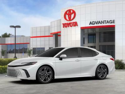 2026 Toyota Camry - Photo 4