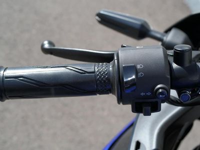 2026 Yamaha YZF-R3 - Photo 15
