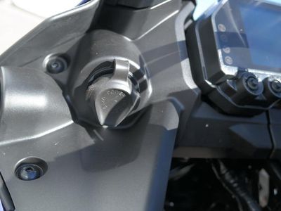 2026 Yamaha YZF-R3 - Photo 18
