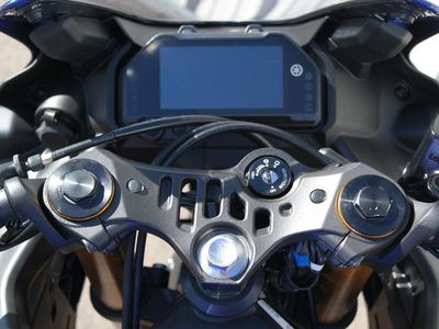 2026 Yamaha YZF-R3 - Photo 16