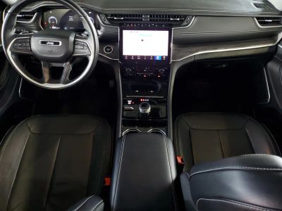 2022 Jeep Grand Cherokee L — photo 11 view