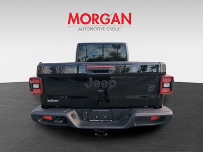 2026 Jeep Gladiator — photo 7 view