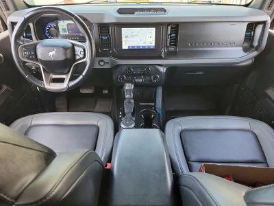 2022 Ford Bronco — photo 12 view