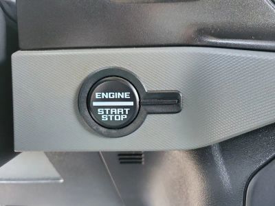 2022 Ford Bronco — photo 32 view