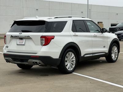 2022 Ford Explorer - Photo 4