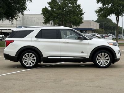 2022 Ford Explorer - Photo 3