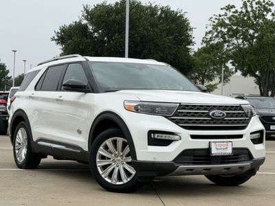 2022 Ford Explorer - Photo 2