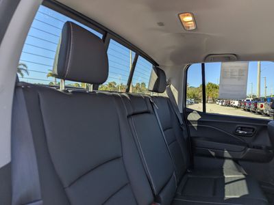 2023 Honda Ridgeline — photo 14 view