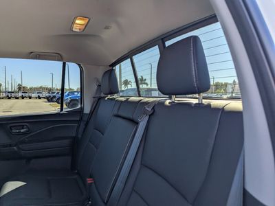 2023 Honda Ridgeline — photo 16 view