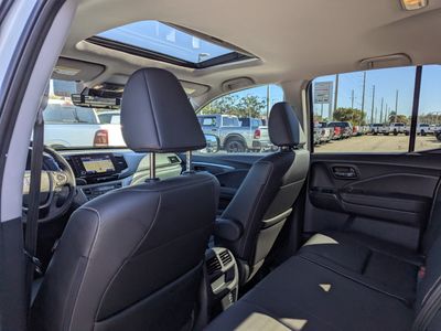 2023 Honda Ridgeline — photo 18 view