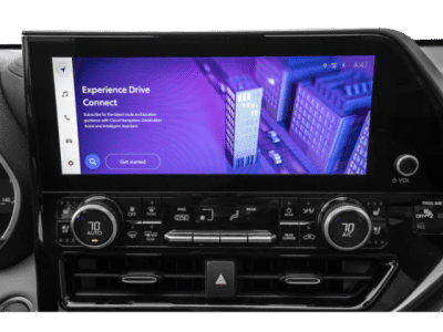 2026 Toyota Highlander — photo 13 view