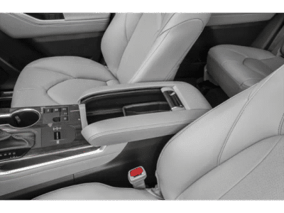2026 Toyota Highlander — photo 11 view