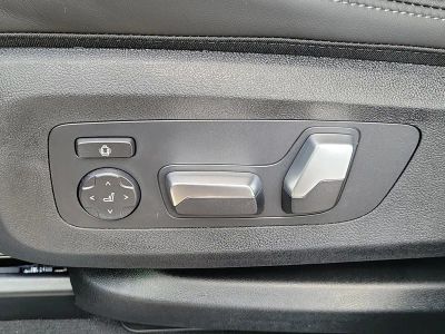 2026 BMW X5 — photo 12 view