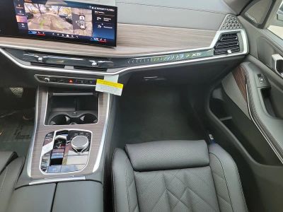 2026 BMW X5 — photo 7 view